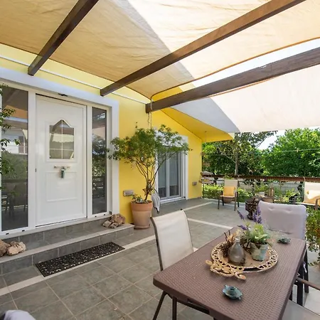 Διαμέρισμα House Artemis *