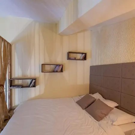 House Artemis Apartment Temeni